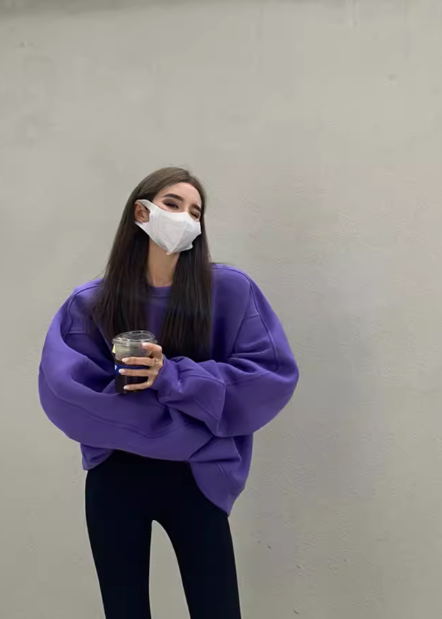 Round Neck Pullover Sweatshirt