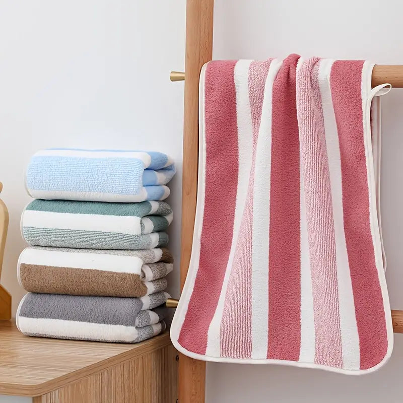 2-PieceStriped Towel Set