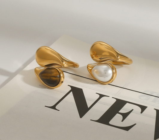 Women Drop Pearl Ring