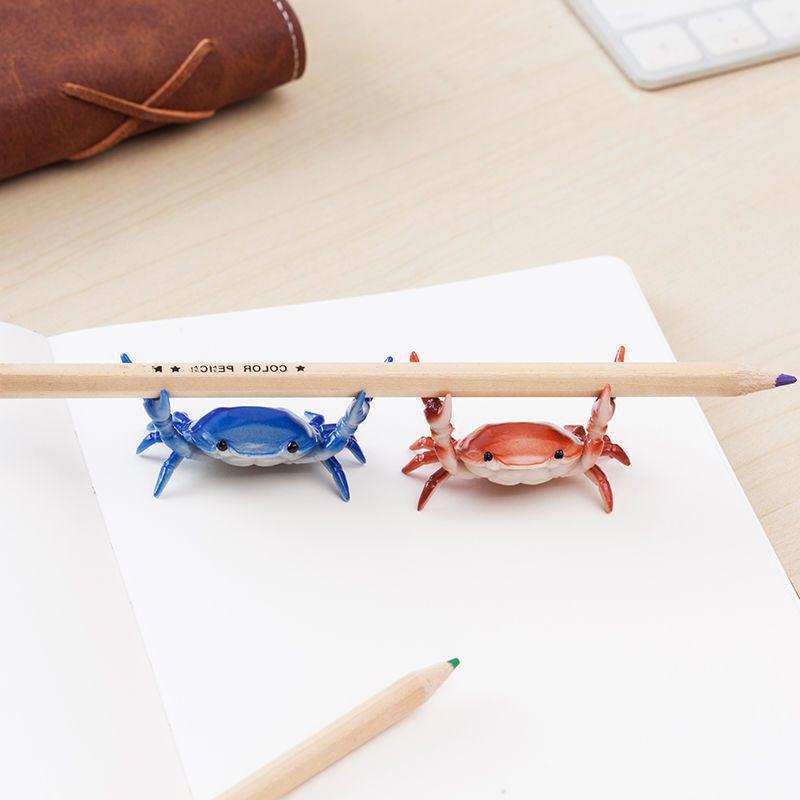 Creative Lifting Crab Pen Holder