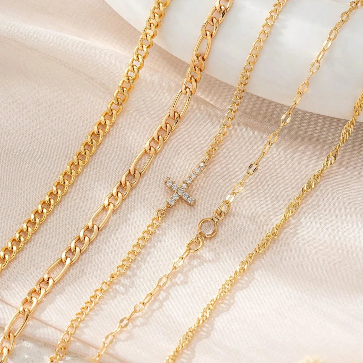 5Pcs/Set Fashion Crystal Cross Decorated Multilayer Link Chain Bracelet Set For Women Jewlery Accessories