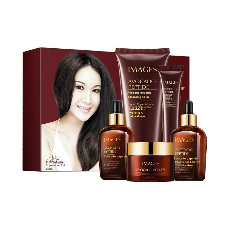 Hydrating And Repairing Skincare Set