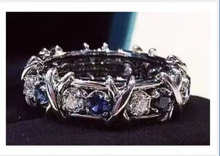 Fashionable Gold-Plated Zircon Ring